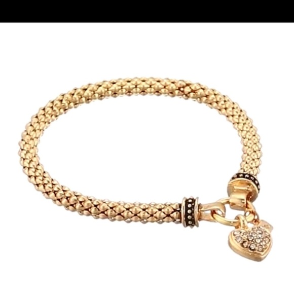 Pave heart stretchy Gold Bracelet with crystal Charm - Picture 2 of 3